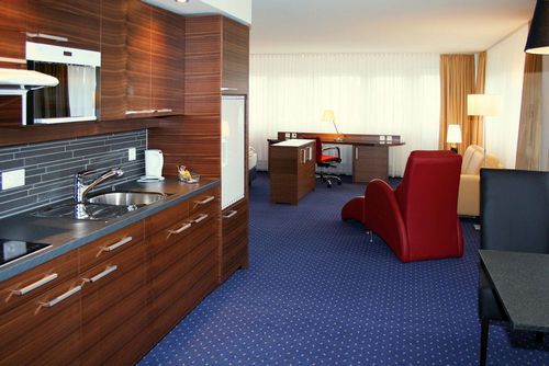 Hotel Hoeri Inn Номер фото